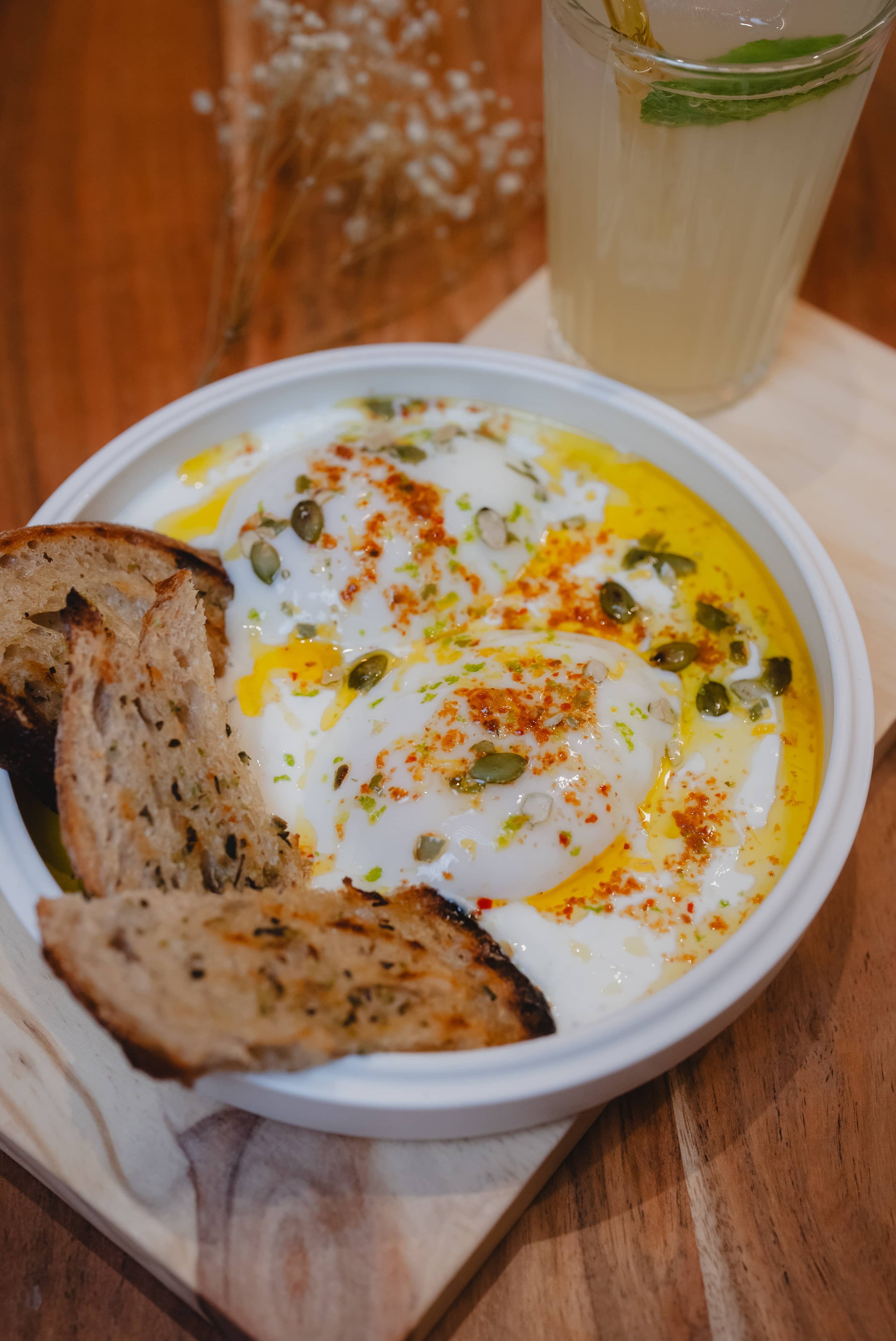 Mahalo Coffee & Greens